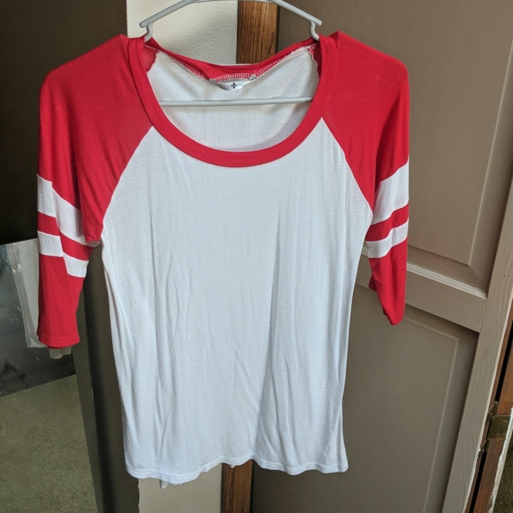 Baseball tee